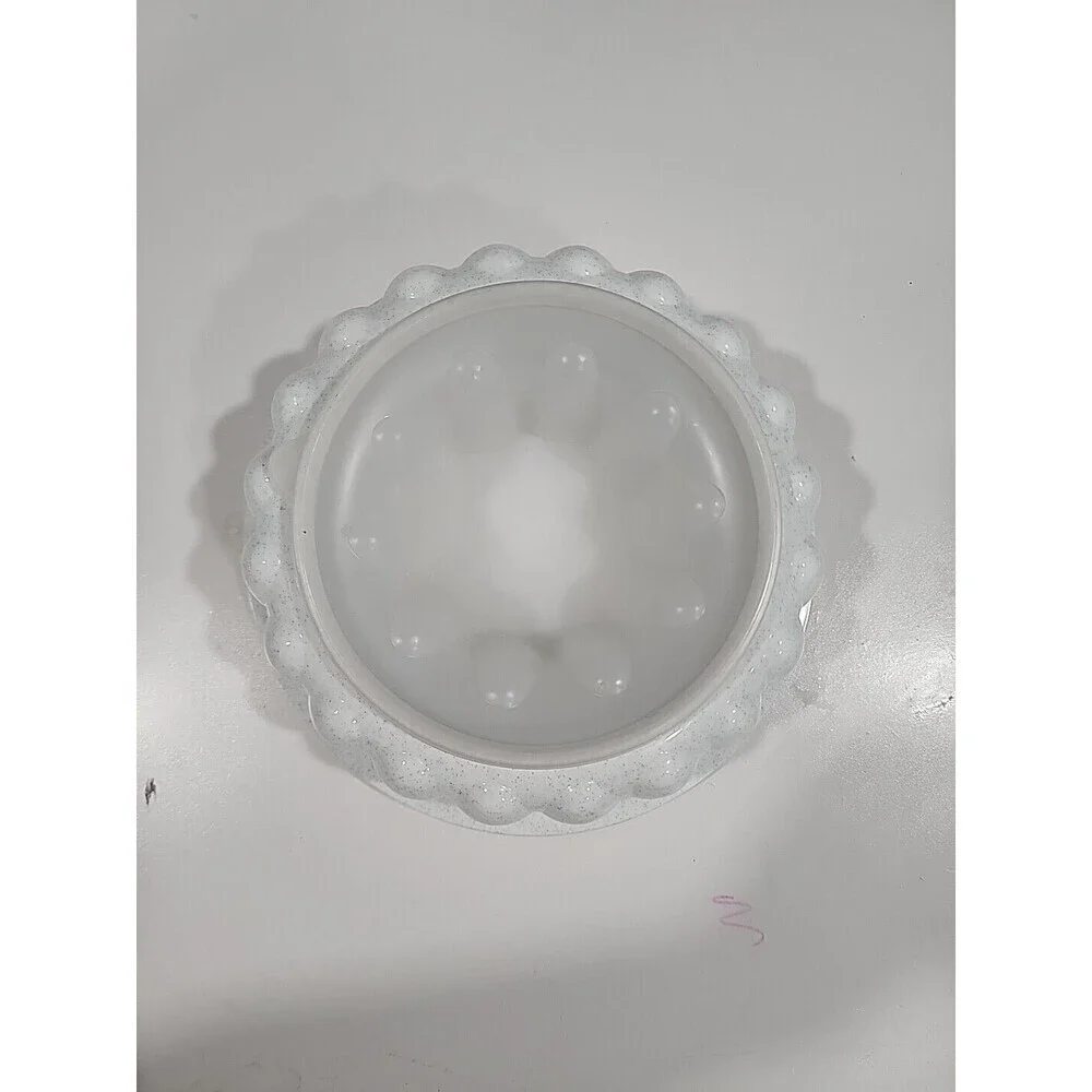Tupperware Vintage Jello Mold with Lid - White Grey- 1201-11, 1202-4, 1203-6